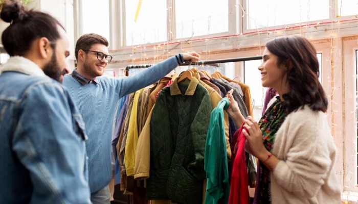 Sell Old Clothes-how to start making money as a teenager