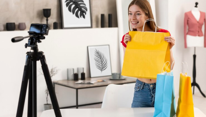 Influencer-how can a teenager earn money